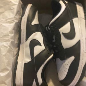 Panda Nike Dunks